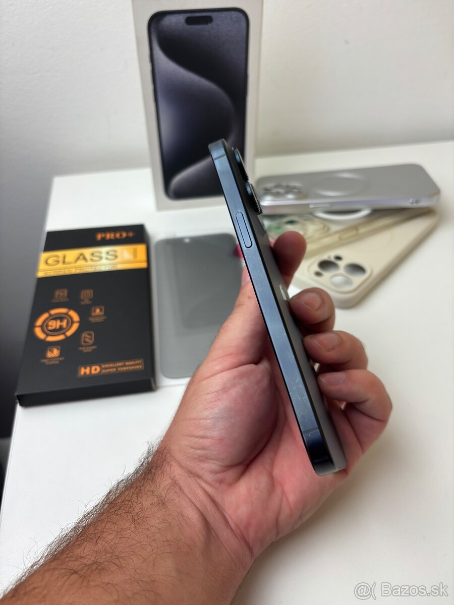 Predam vymenim Iphone 15 Pro Max 256GB - 4