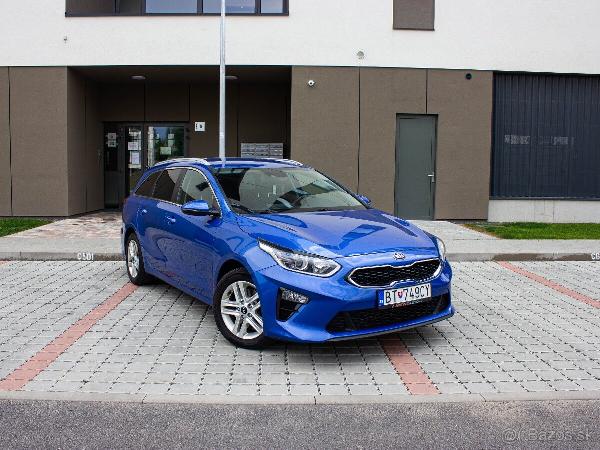 Kia Ceed SW 1.6 CRDi 136k Gold - 4