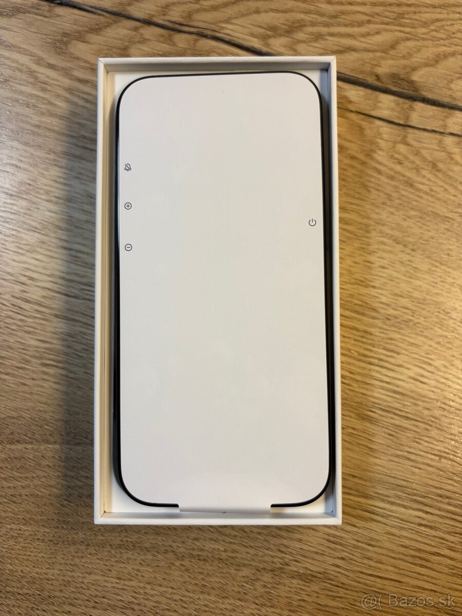 iPhone 15 256GB - 4