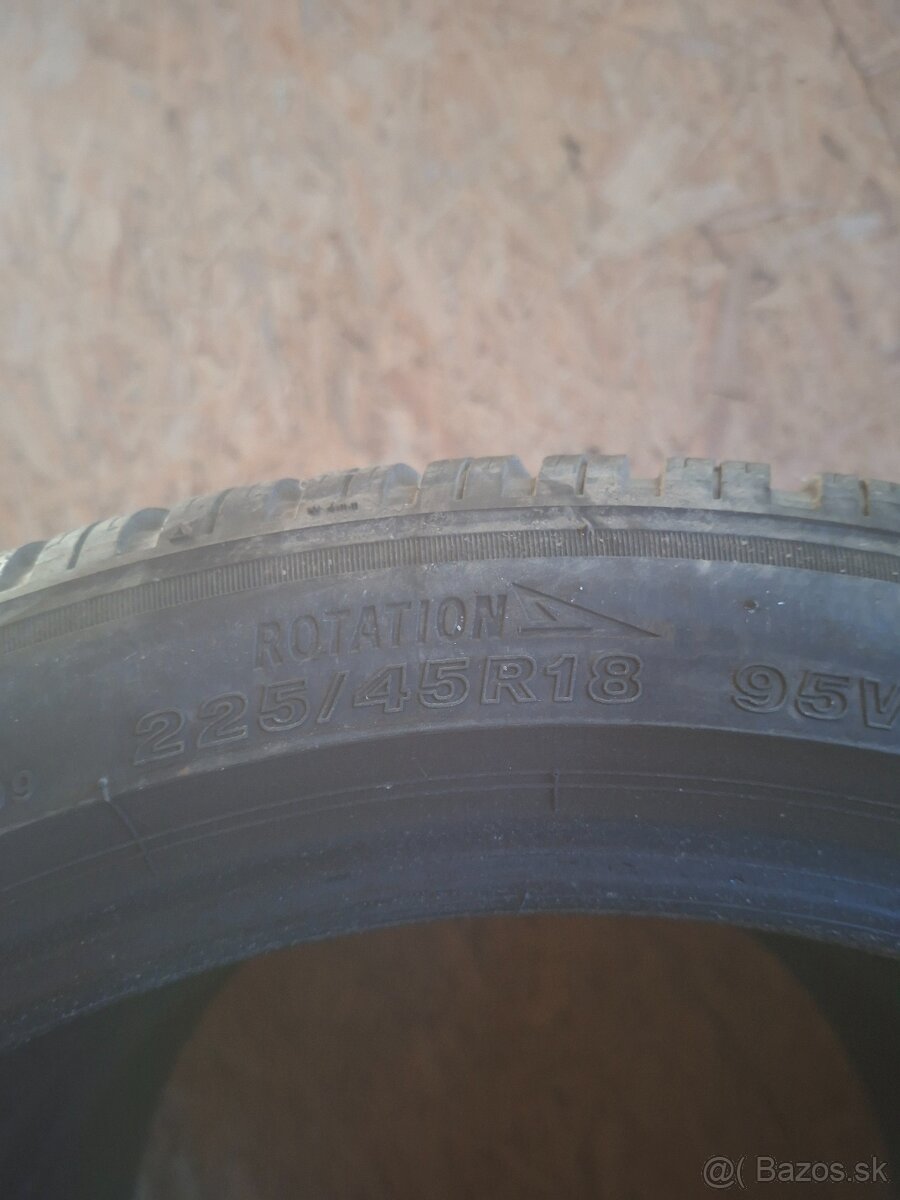 225/45 r18 - 4