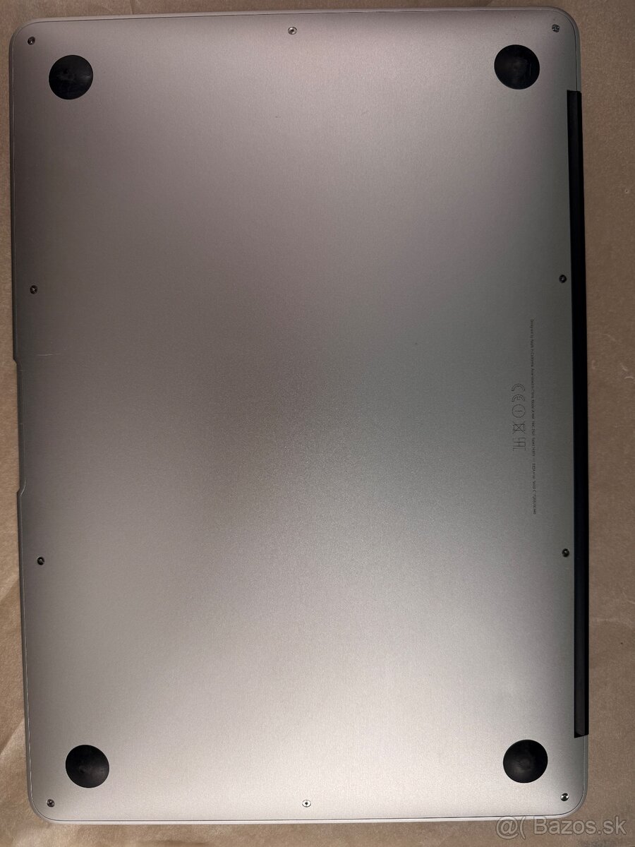 MacBook Air 13inch, Early 2015 - 4