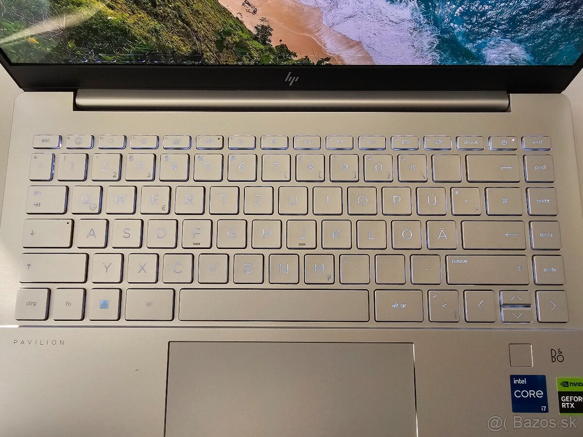 HP Pavilion Plus 14-eh1678ng, 14", i7-1355U, 28801800 OLED - 4