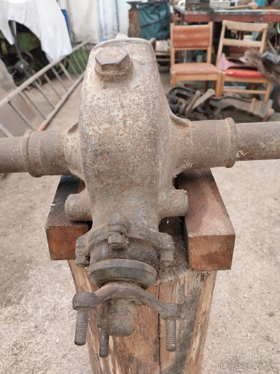 Praga,zadná naprava - 4