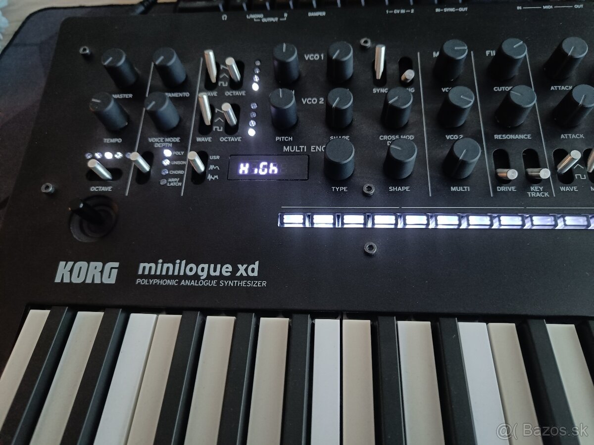 Korg Minilogue xd - 4