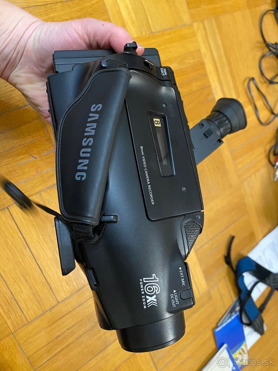 Kamera Samsung VP- K70 s príslušenstvom - 4