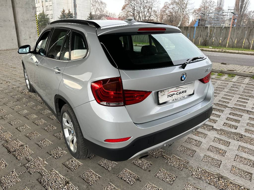 BMW X1 xDrive 20d A/T 4x4 Automat - 4