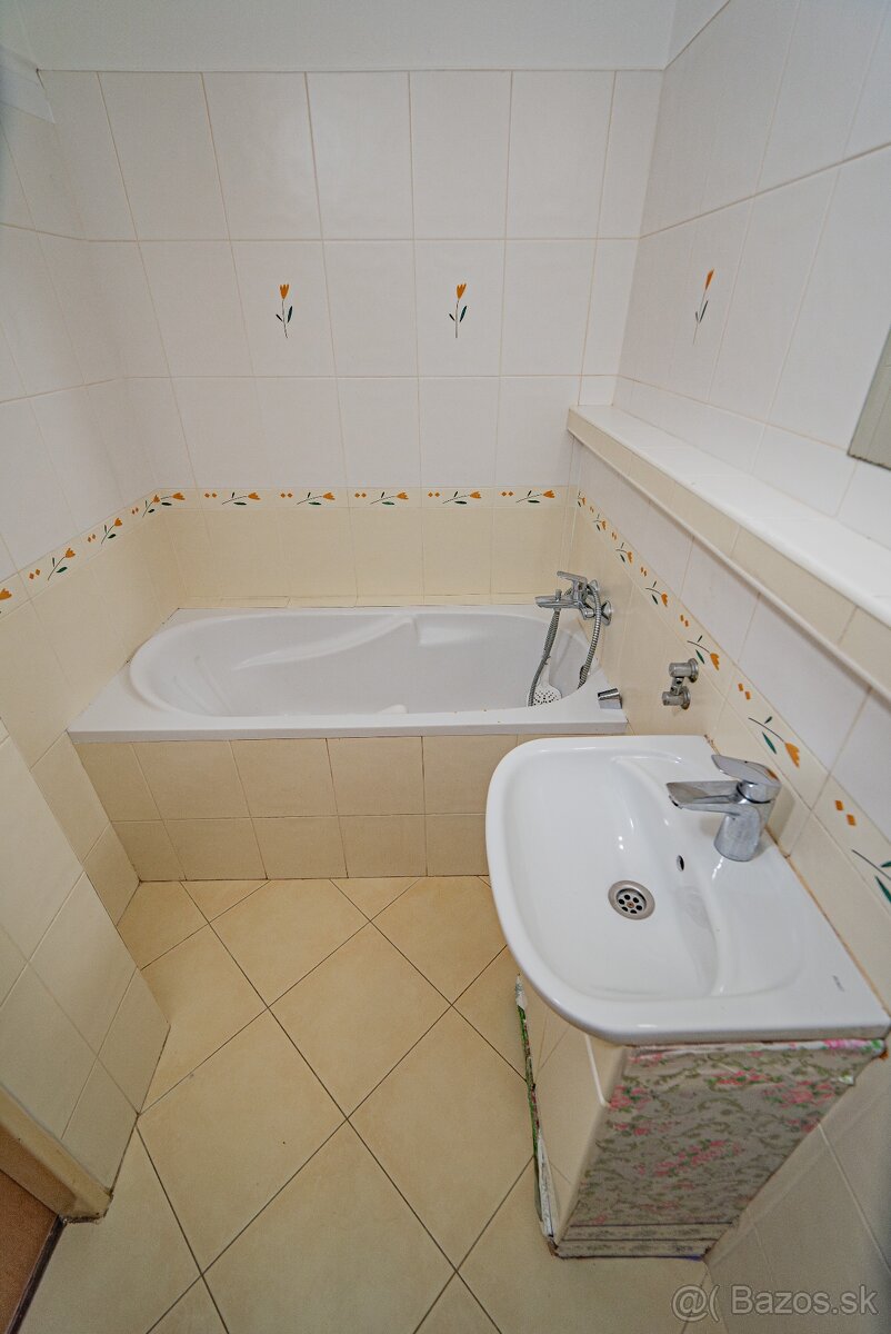 2 izbový byt v skvelej lokalite Trenčianske Teplice - 4