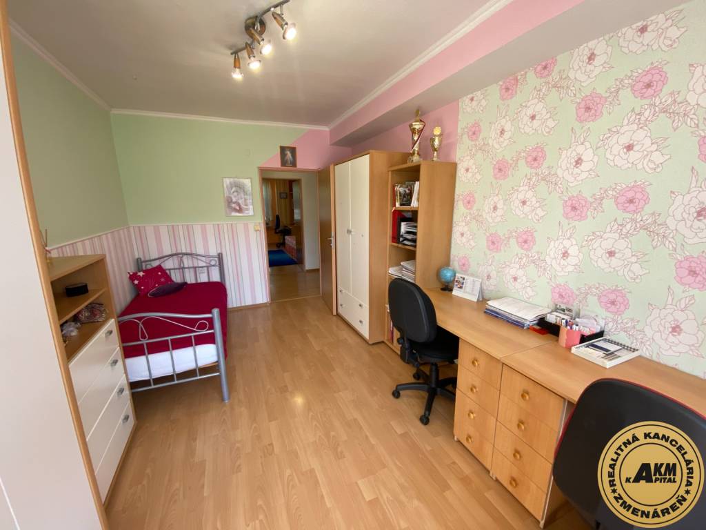 4 izbový byt 100 m2 výťah 2x lodžia Zvolen - Sekier na preda - 4