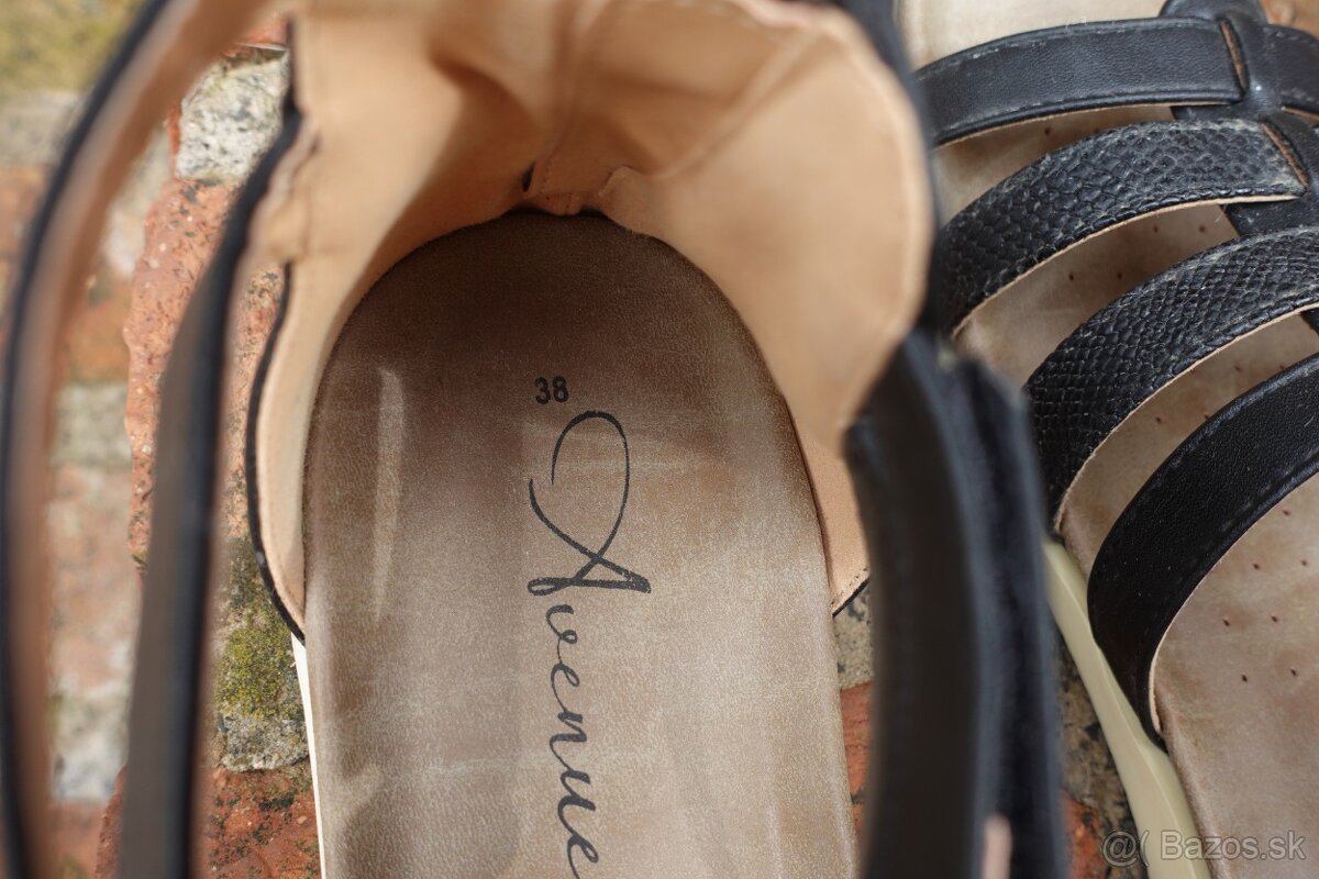 Dámske čierne sandále - 4