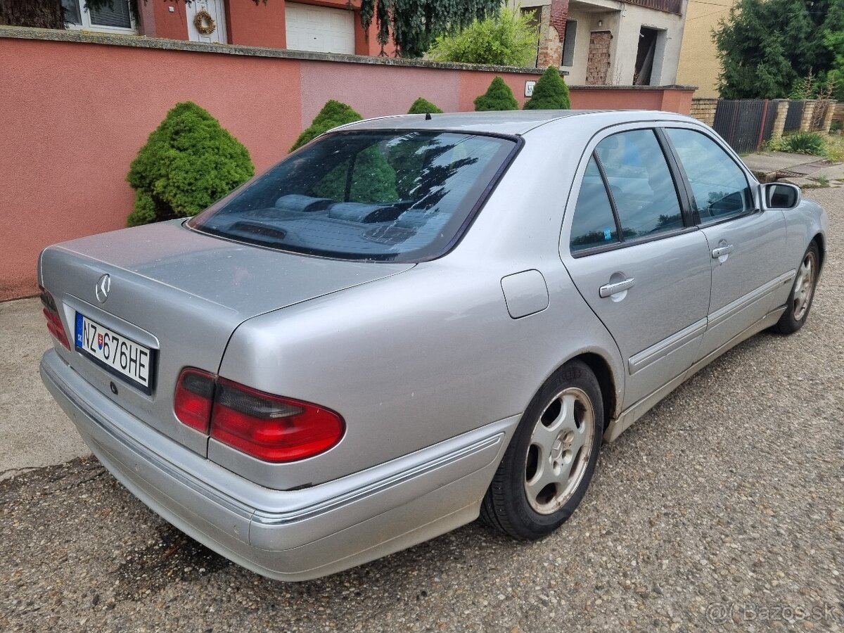 MERCEDES BENZ W210 E320 CDi ROK-2000 - 4