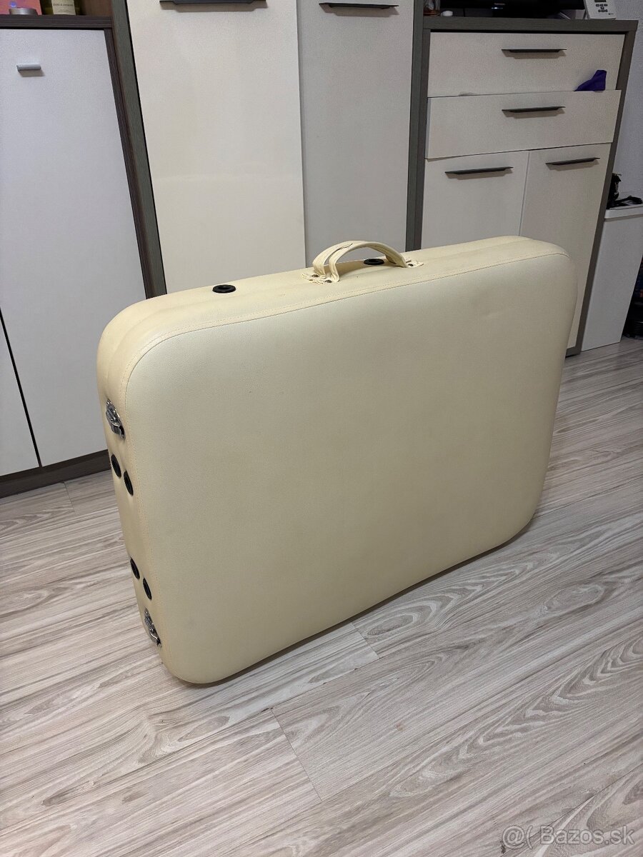 Predám plnohodnotné masážne lehátko. - 4