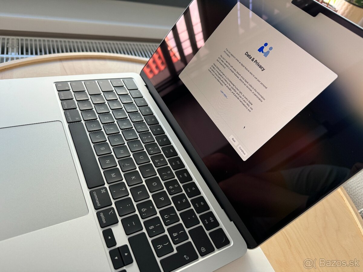 Macbook Air M3 // 16GB ram // 512 GB SSD // Silver - 4