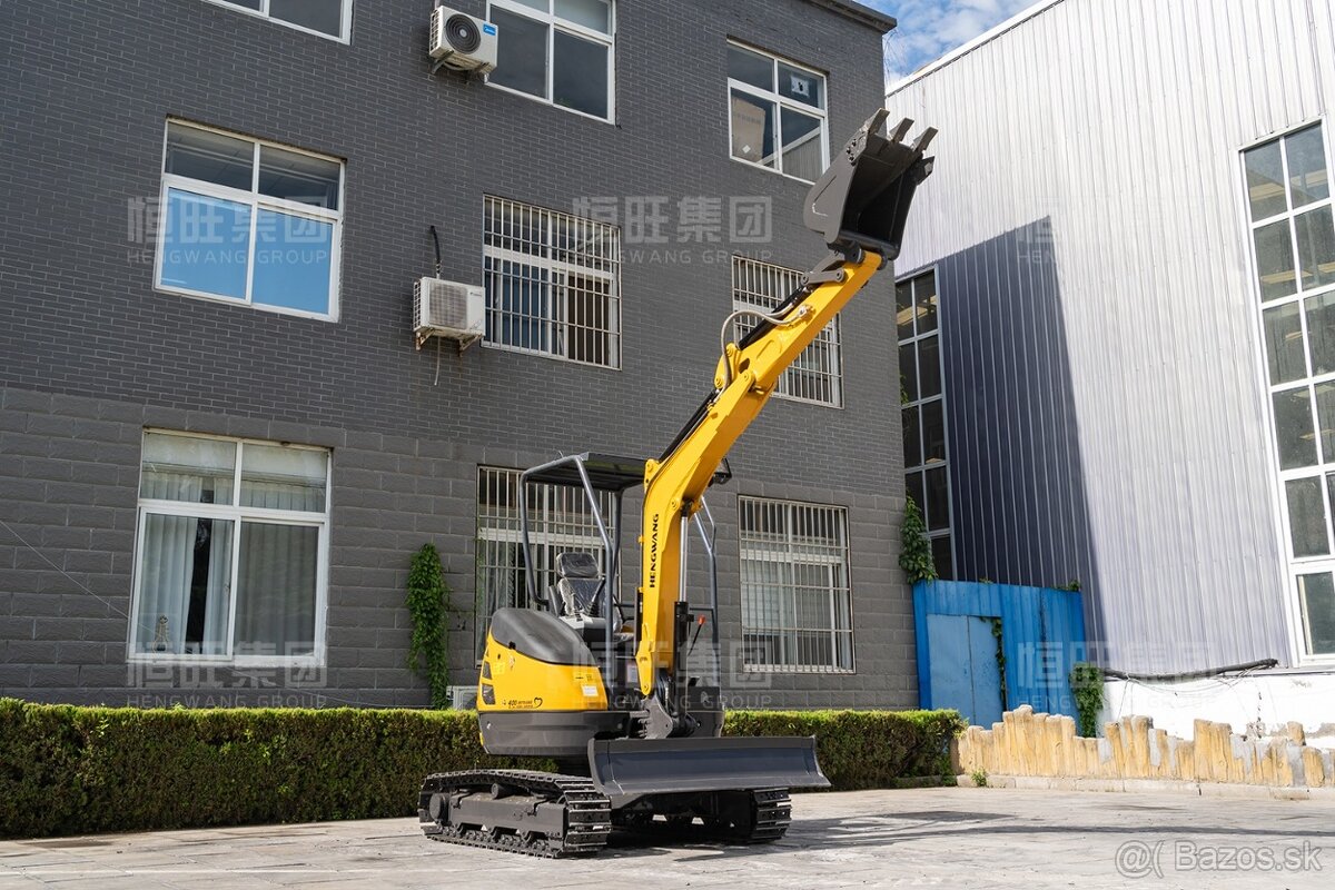 Bager , minibager , minirypadlo 3.5t - 4