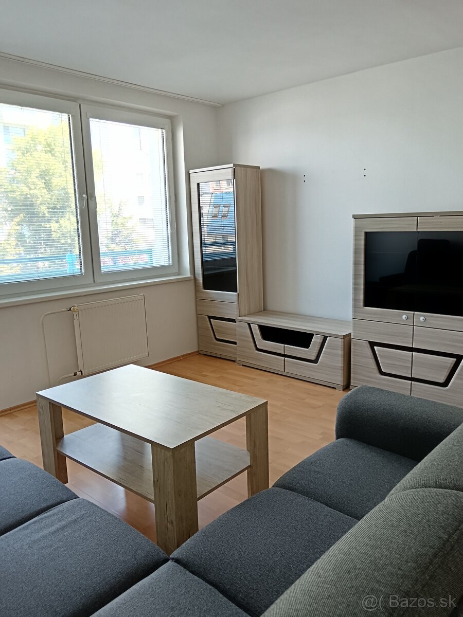 Na prenájom 2-izbový byt s balkónom – Bebravská ul., Vrakuňa - 4