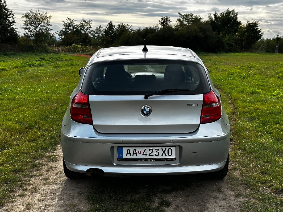 Predám BMW 1 e87 2.0i 90kw 2010 FL - 4