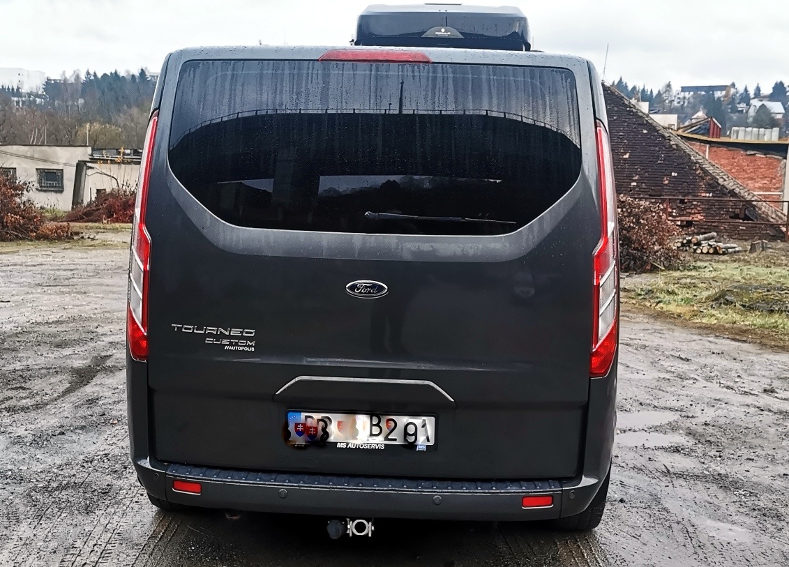 Ford Tourneo Custom Titanium L2H1/8miest/2,0TDCi/125kW/1.gen - 4