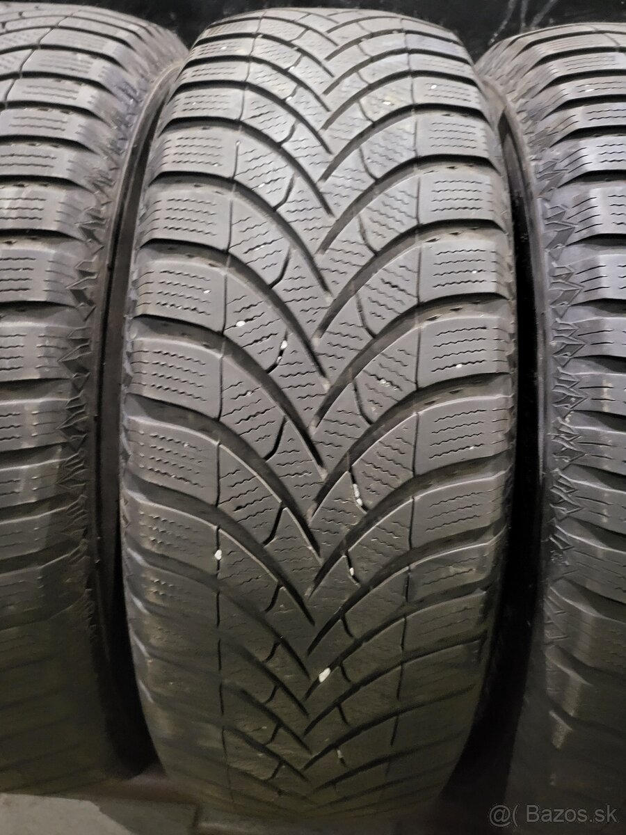 215/70 R16 Semperit zimne pneumatiky - 4
