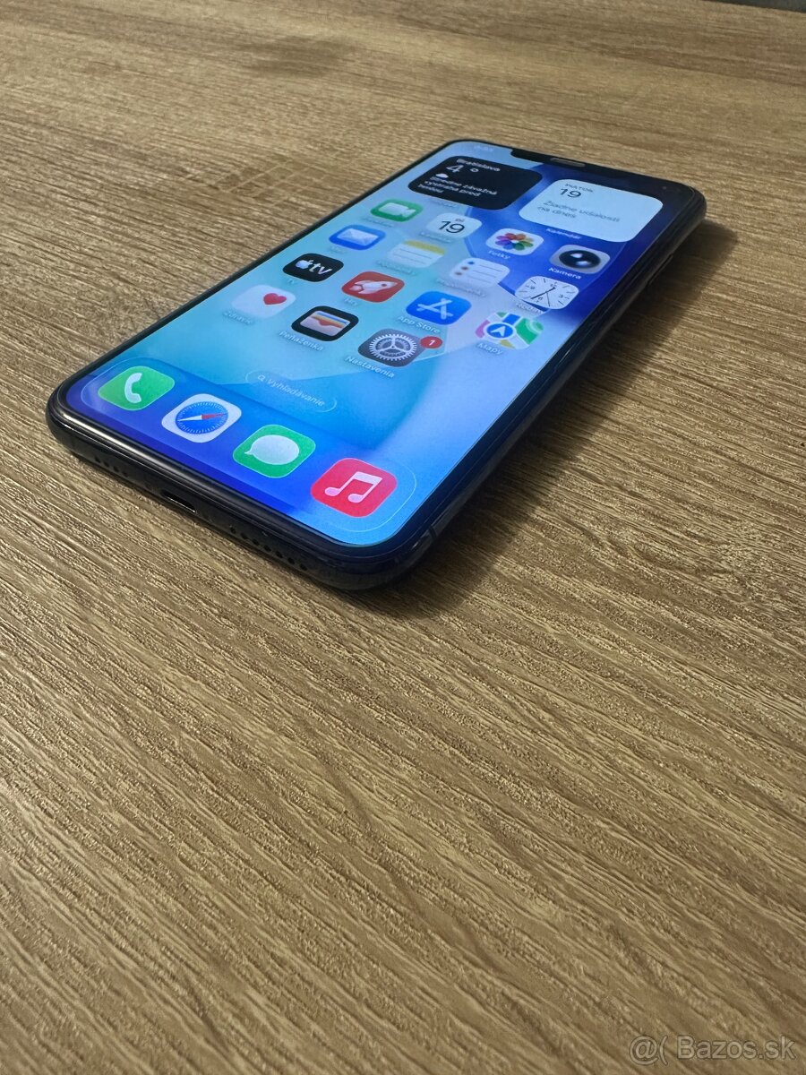 iPhone 11 Pro Max / 64GB Green / TOP stav - 4