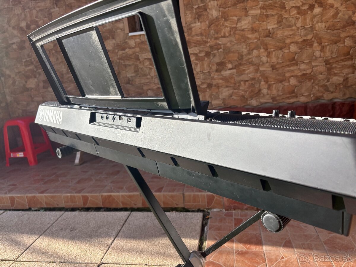 Yamaha PSR E-463 - 4