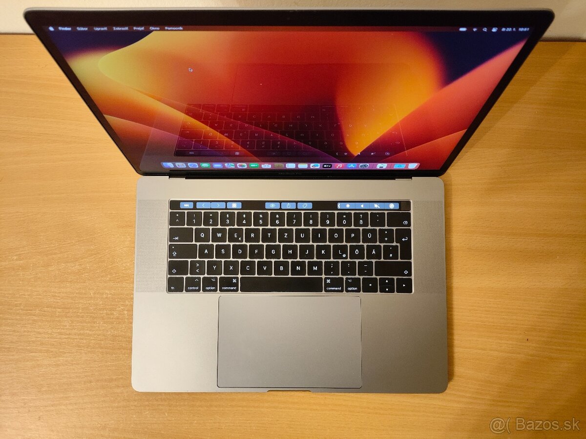 MacBook Pro 15 2017 i7 16GB 512GB - 4