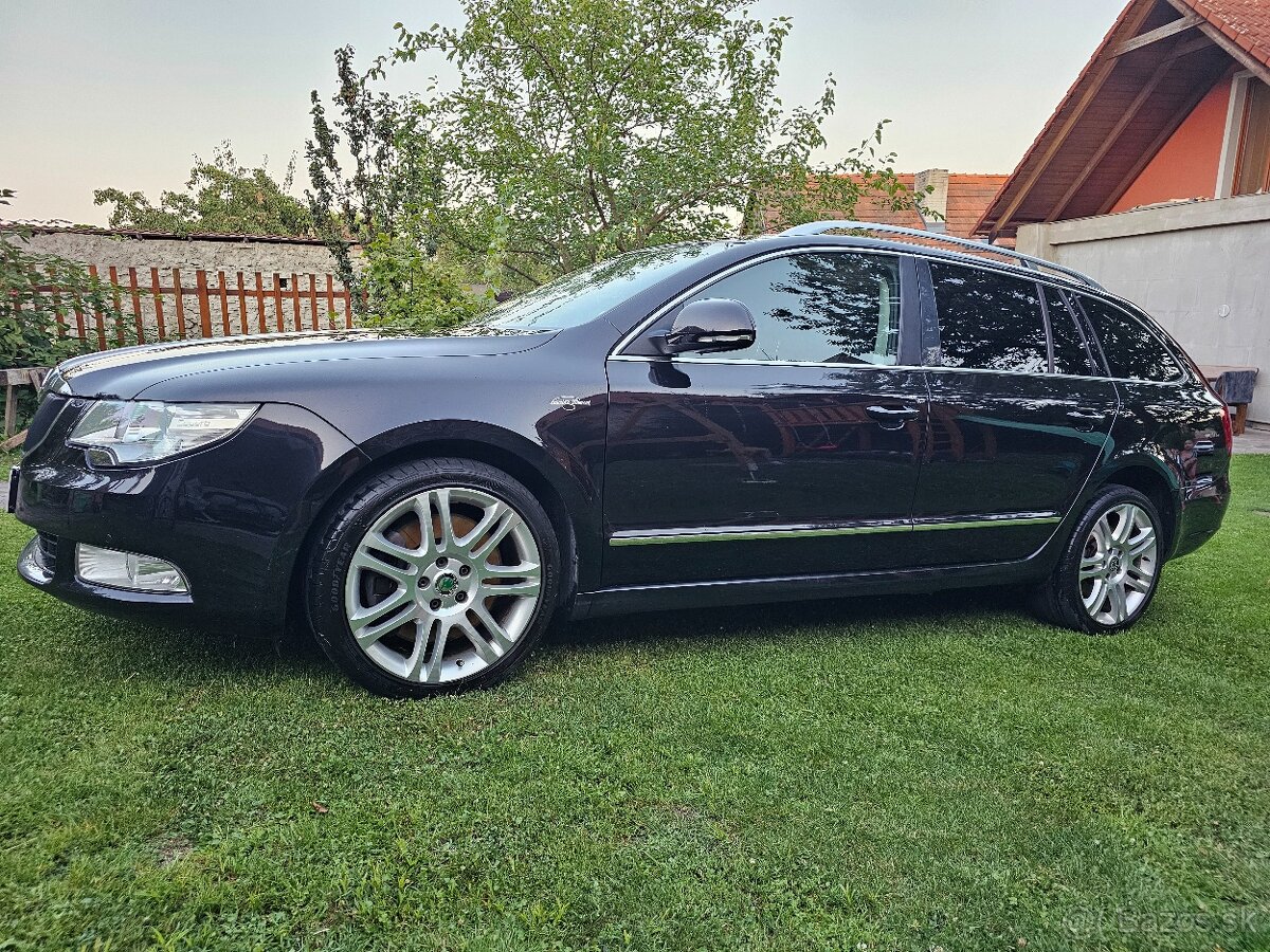 Škoda Superb 3.6 V6 - 4