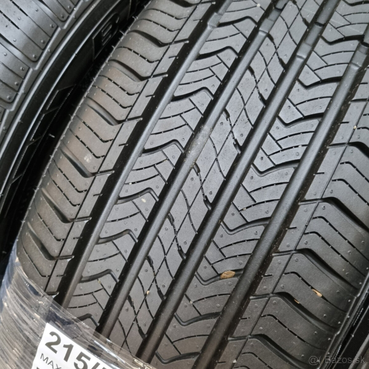 Letné pneumatiky 215/55 R17 MAXXIS - 4