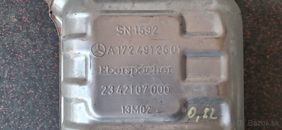 Mercedes - 4