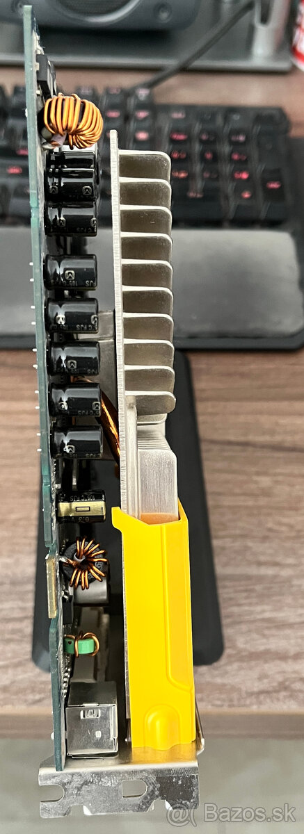 ASUS EN8600GT SILENT/HTDP - 4
