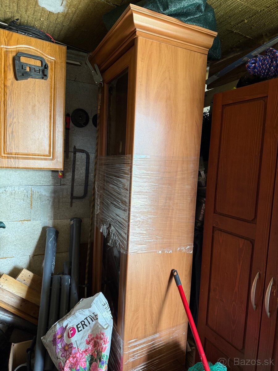 Nábytok - 4