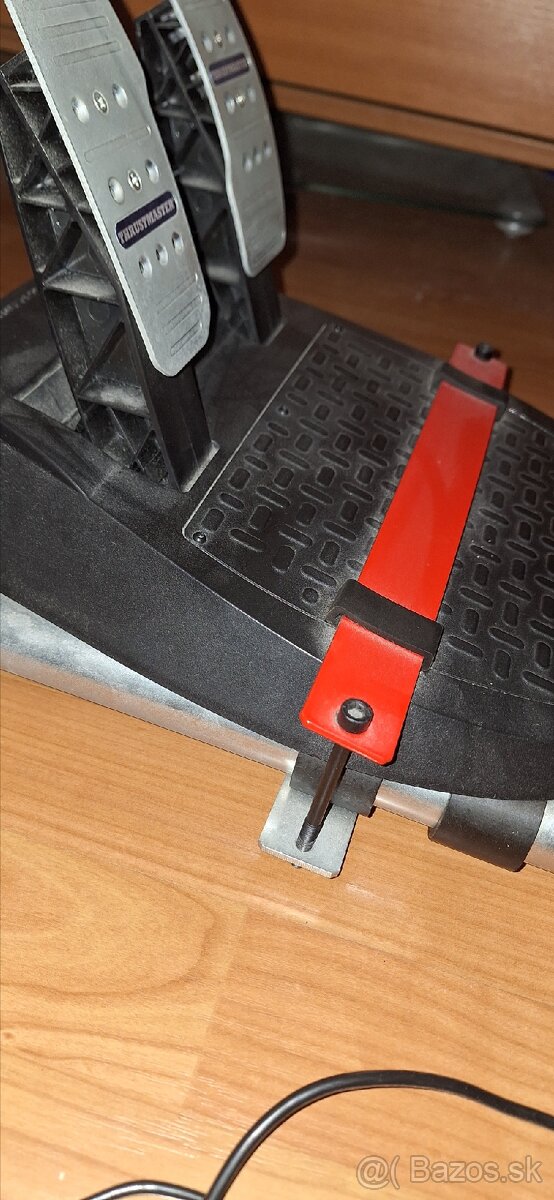 Predám volant aj servo Thrustmaster T300 RS aj so stojanom. - 4