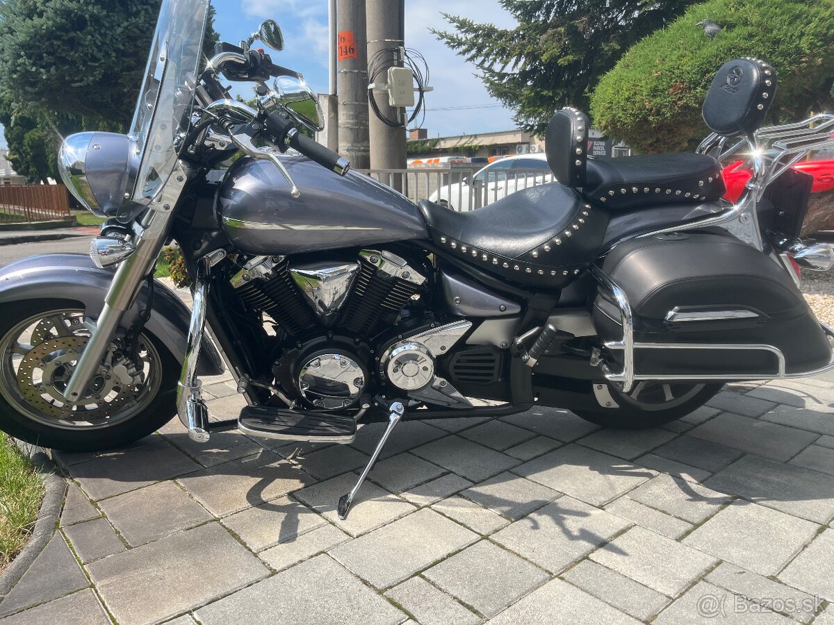 YAMAHA XVS1300A - 4
