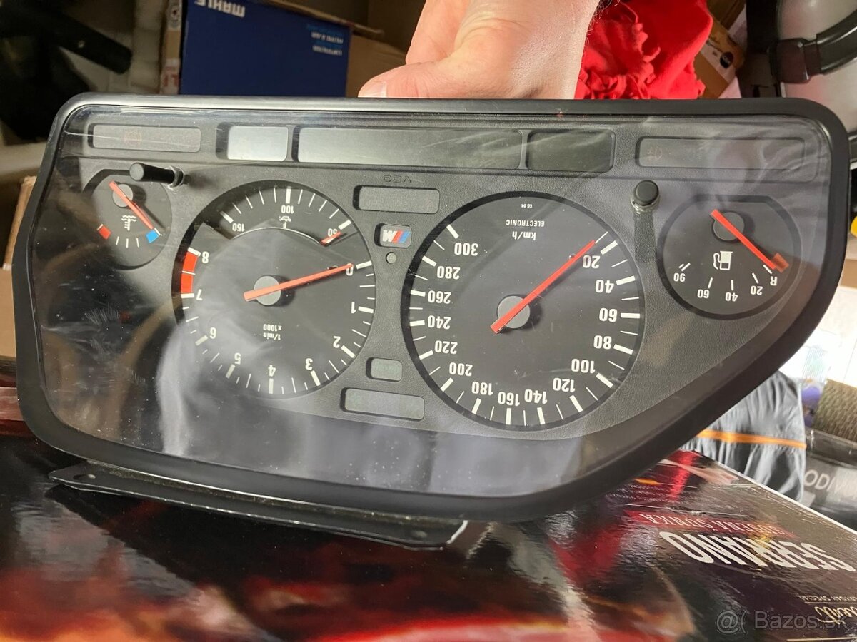 budíky bmw e34 - m5 - 4