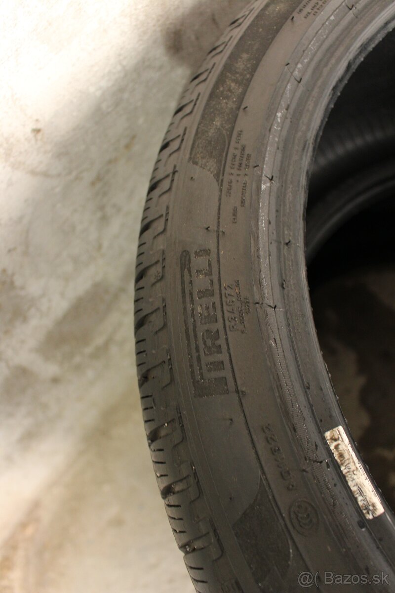 PIRELLI..6MM..ZIMNA..SADA..305/35 r21.. - 4