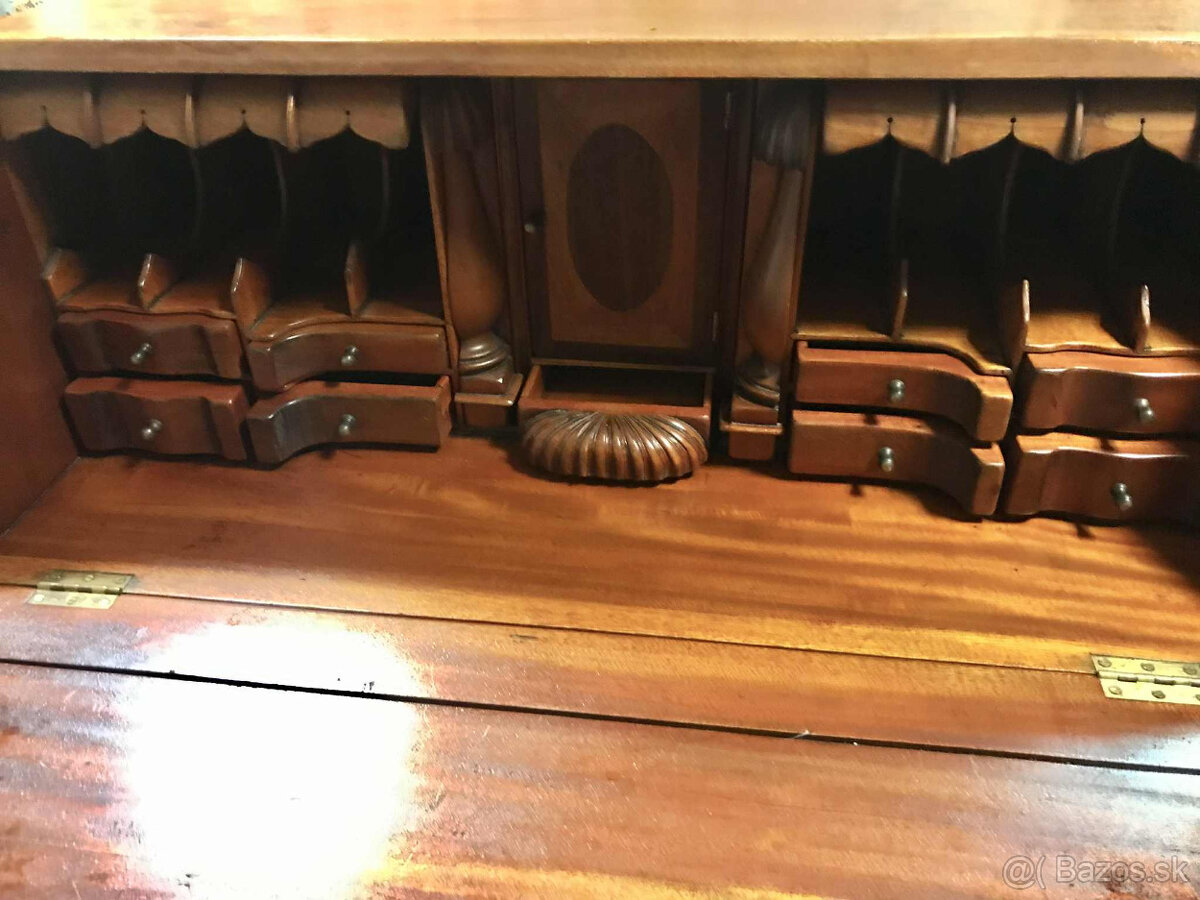 Tajomník,písacie,studio - 4