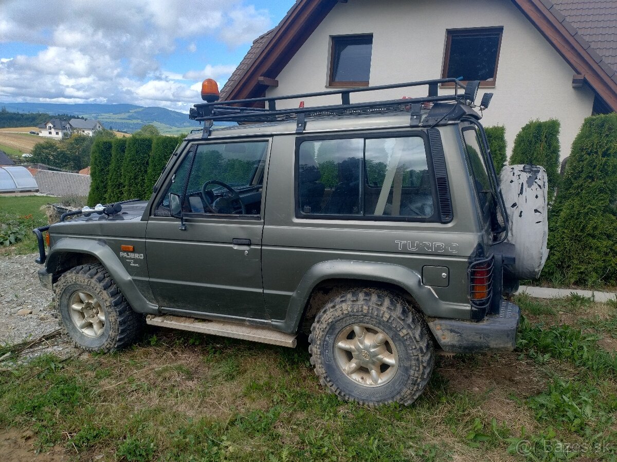 Mitsubishi Pajero1