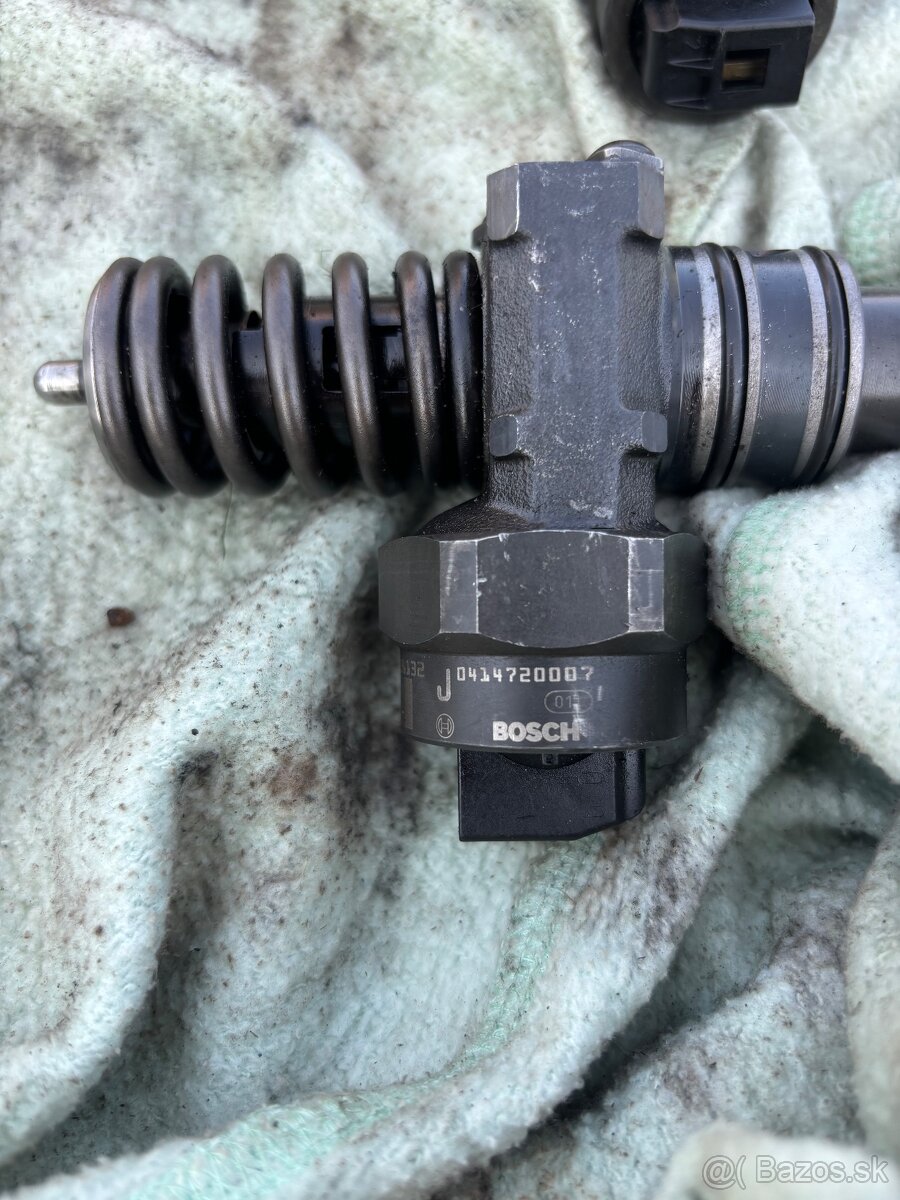Vstrekovacie trysky 038130073F 1.9TDI 85kW AJM - 4