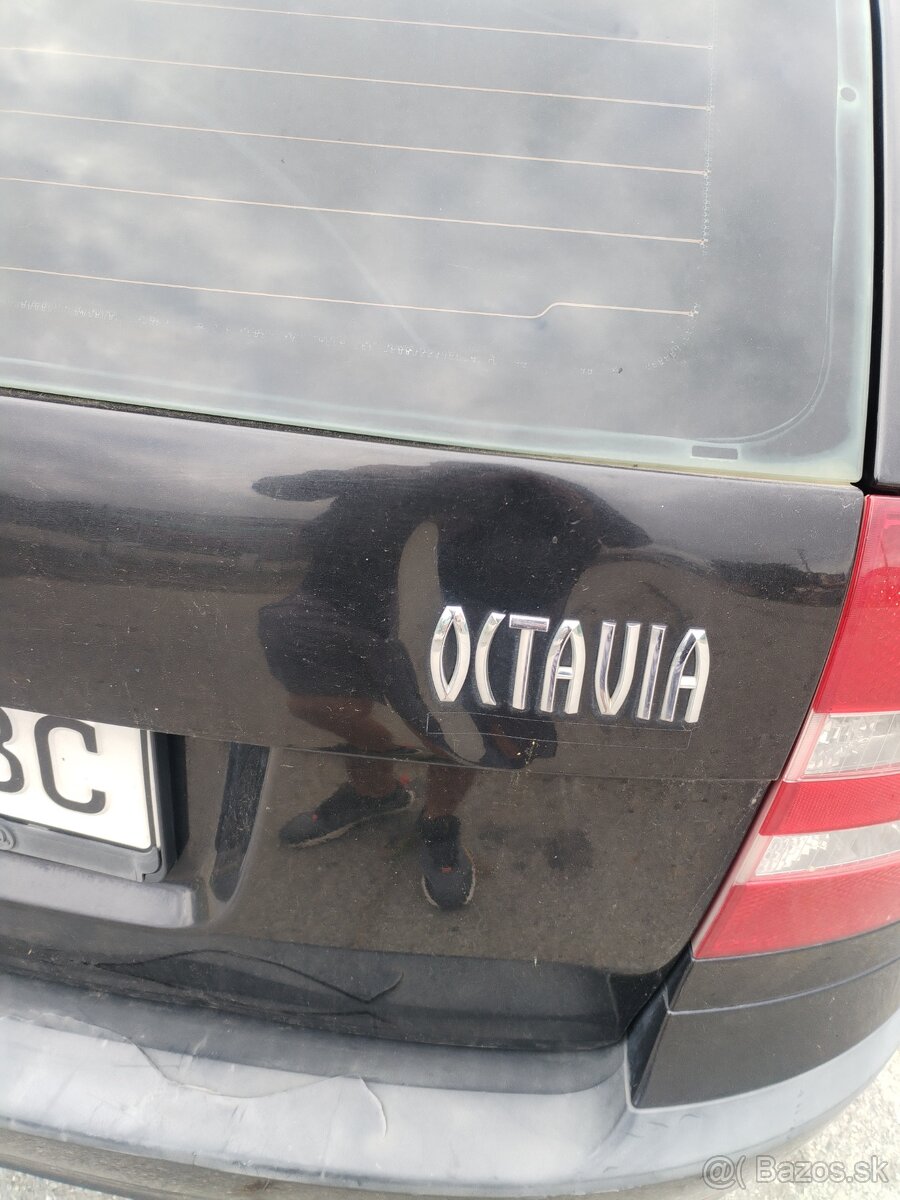 Rozpredám octaviu - 4