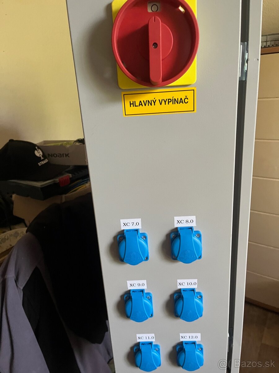 Staveniskový rozvádzač.. - 4