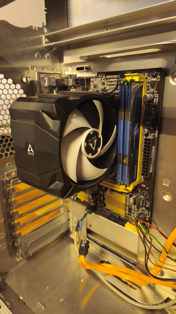 predam pc skrinu aj so zakladovou doskou - 4