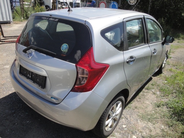 Nissan Note E12-náhradné diely - 4