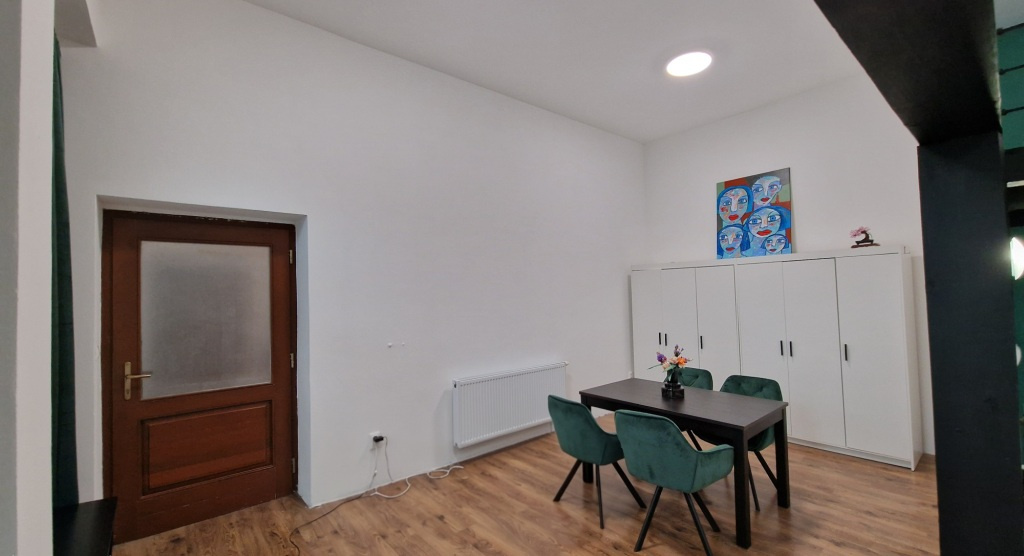 Prenajmeme zariadený atypický byt v Nitre - pešia zóna - 4