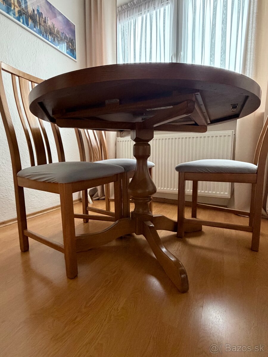 Jedálenský stôl - 4