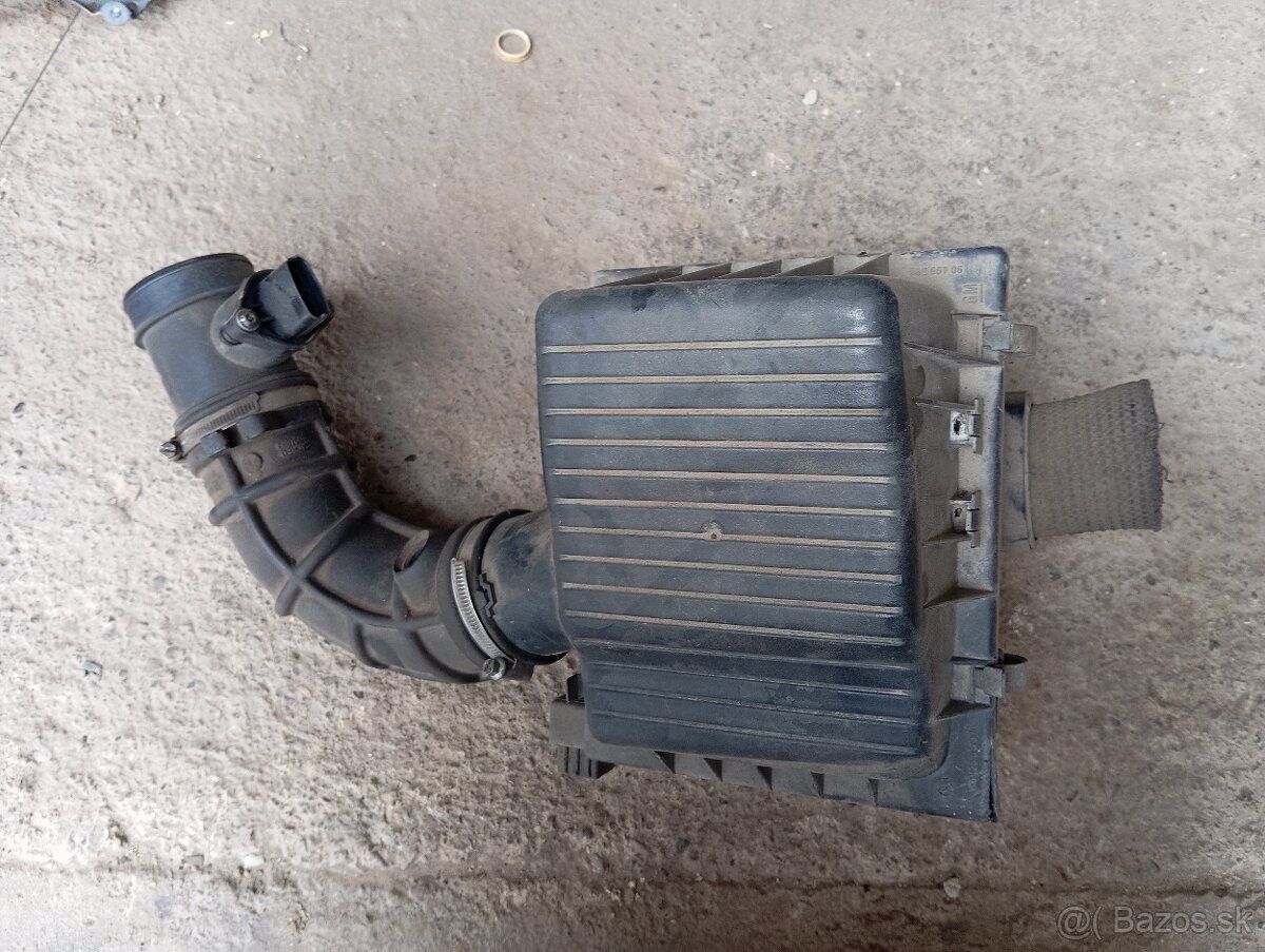 Držiaki na vzduchový filter Opel Vectra b - 4