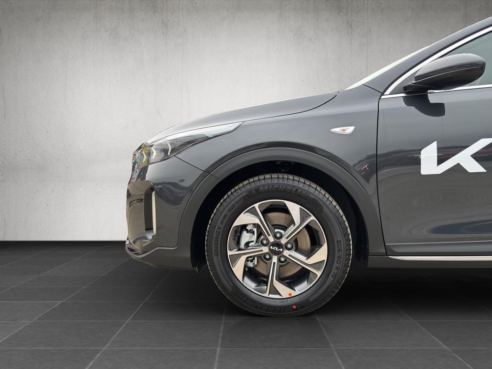 KIA Xceed 1.5 T-GDi M6 Silver - 4