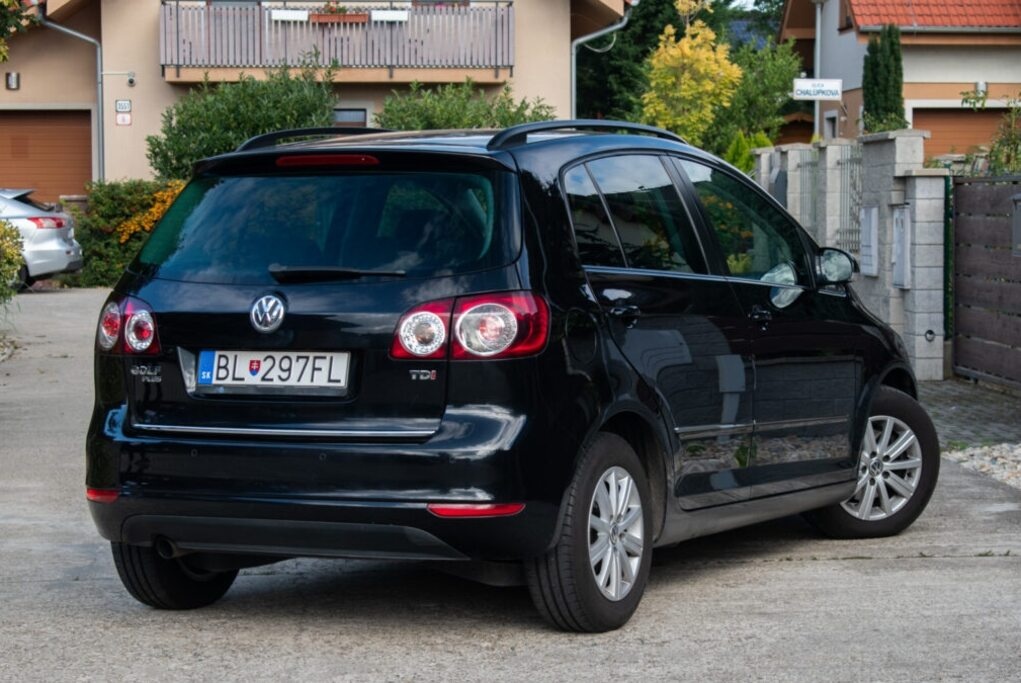 Volkswagen Golf Plus 1.6 TDI Comfortline - 4