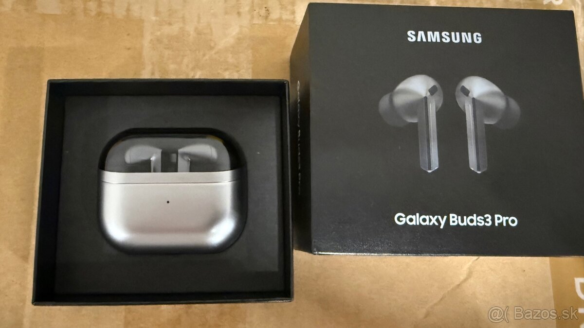 Samsung Galaxy Buds 3 Pro - 4