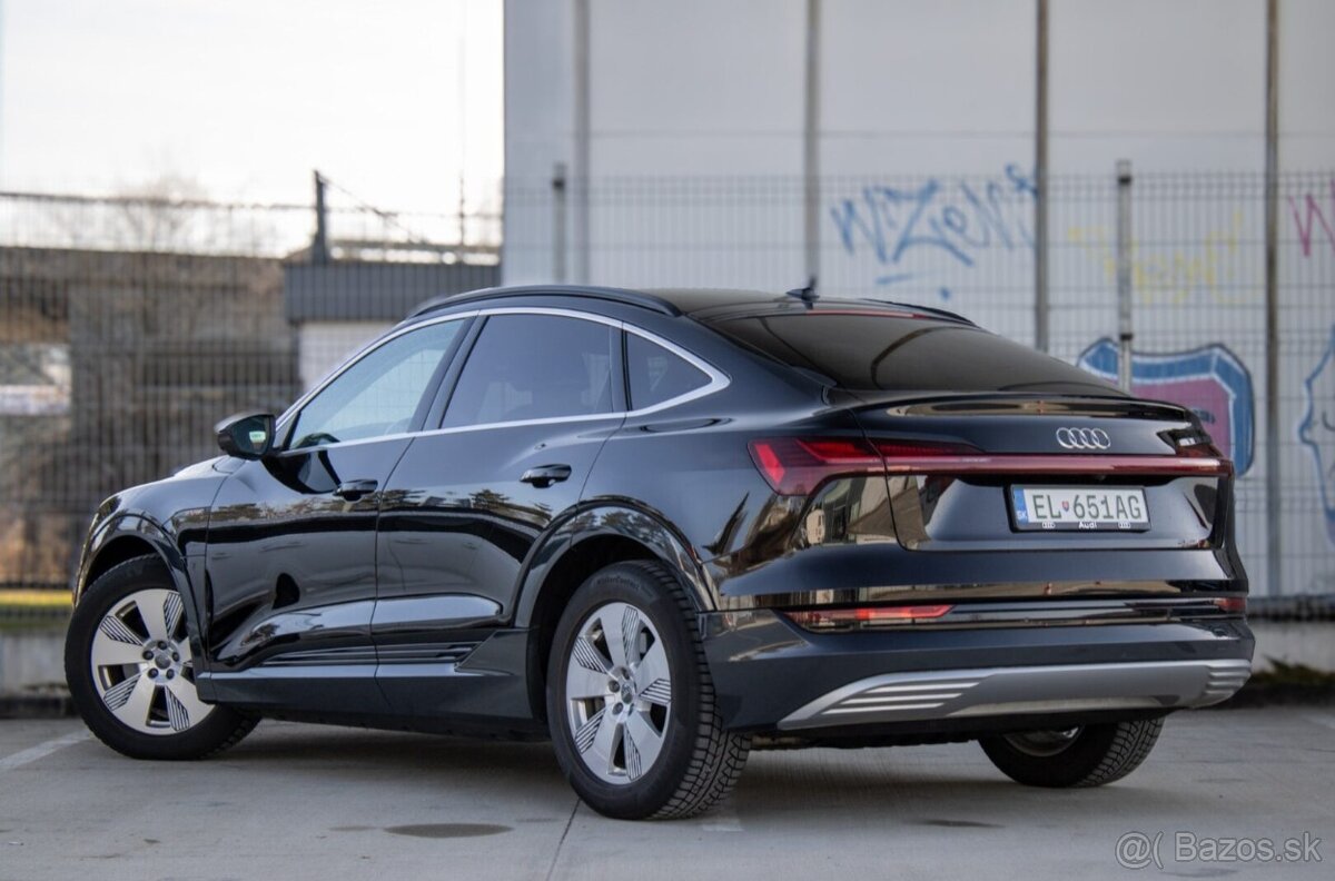 Audi E-tron 50 quattro Advanced, 230kW - 4