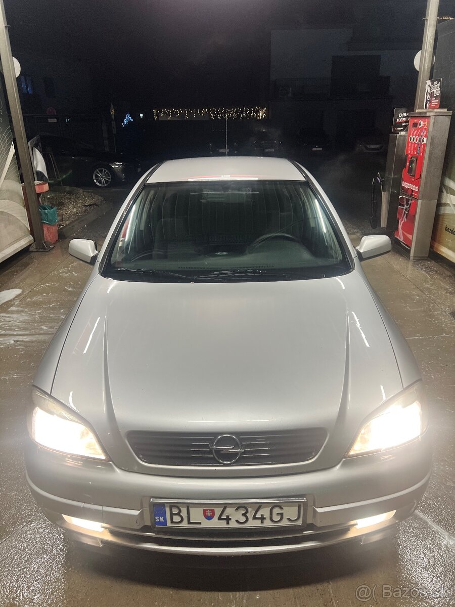 Opel Astra - 4
