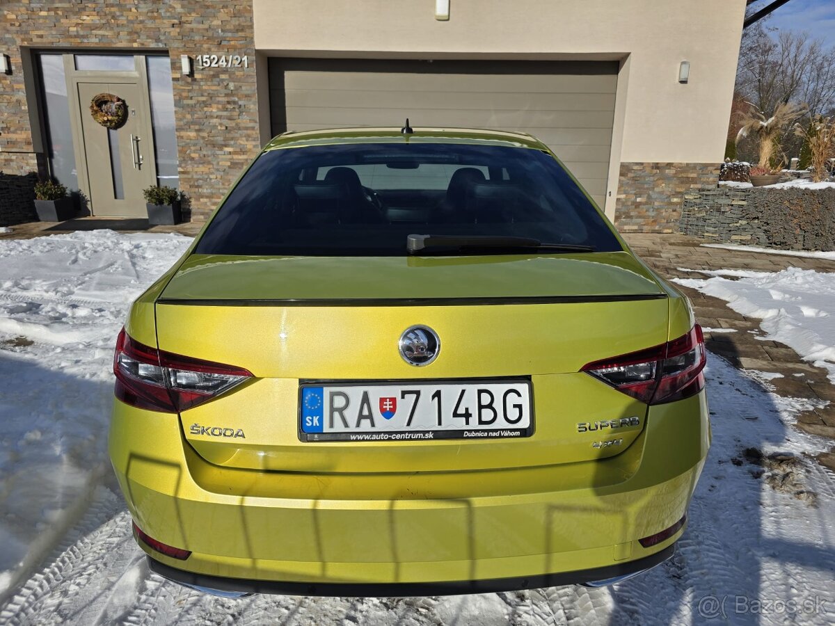 Škoda Superb Sportline - 4