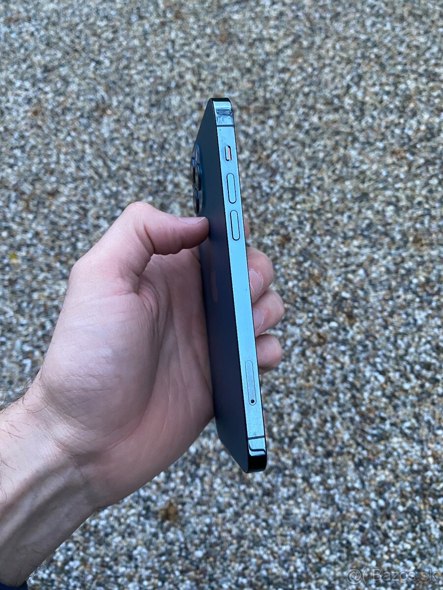 IPhone 12 Pro - baterie 100% - 4